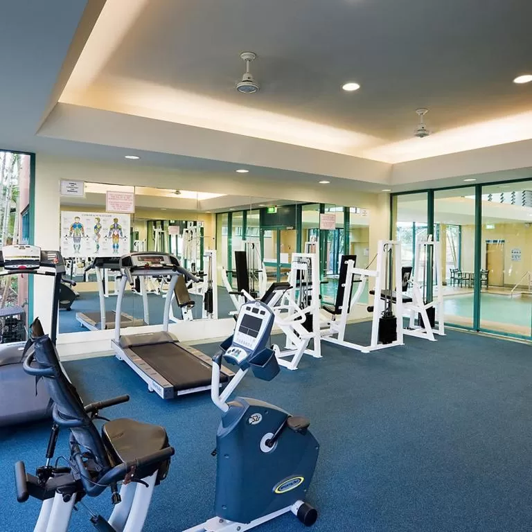 http://greatpacifictravels.com.au/hotel/images/hotel_img/11620461297Mantra Crown Towers-gym